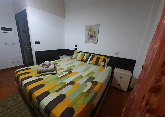 Lovely Appartament G-a * Tirana